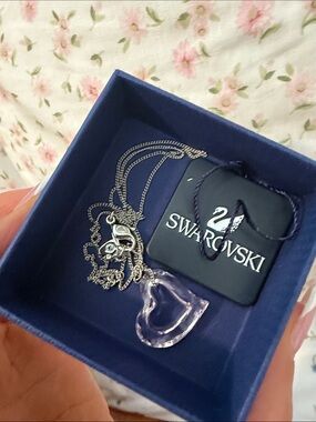 Swarovski pink Heart Crystal Pendant Necklace in Silver Tone